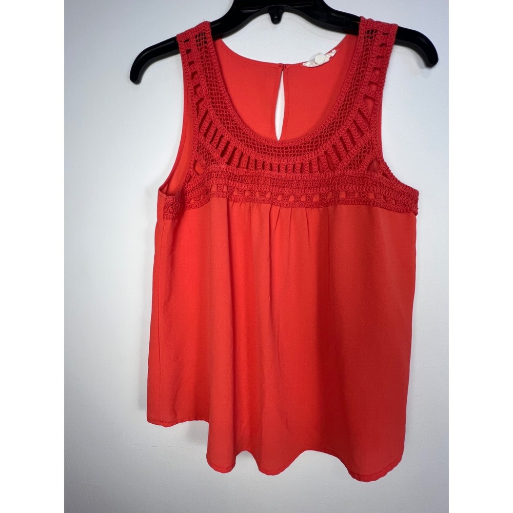 E M Coral Crochet Yoke‎ Sleeveless Blouse Top Women's Size S